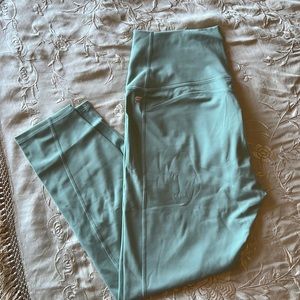 Ultra high-waisted pureluxe 7/8 Fabletics leggings